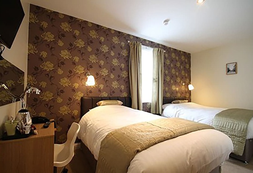 غرفة تنفيذية, The Lion