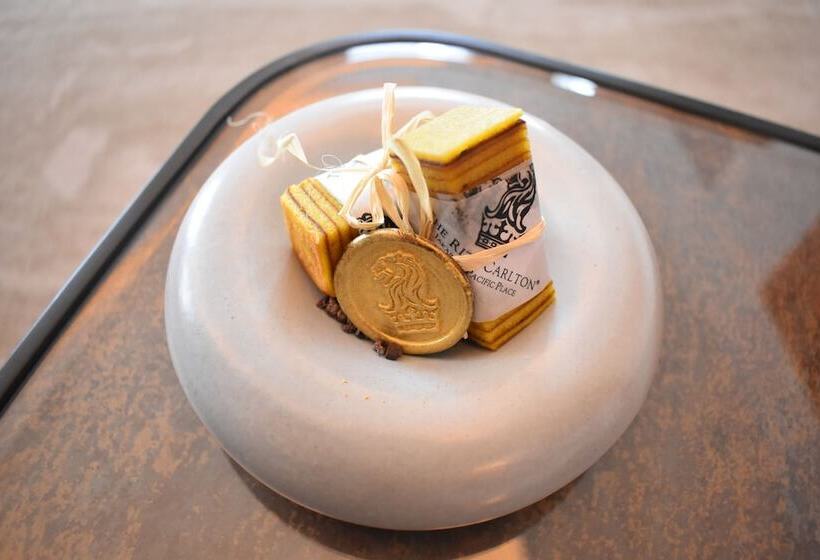 两卧行政公寓, The Residences Of The Ritz Carlton Jakarta Pacific Place