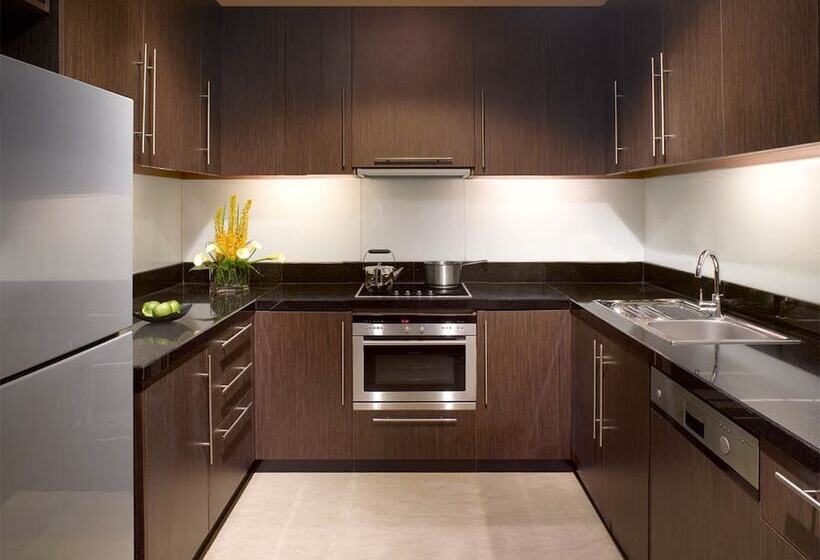 Апартаменты Ejecutiva 2 Спальни, The Residences Of The Ritz Carlton Jakarta Pacific Place