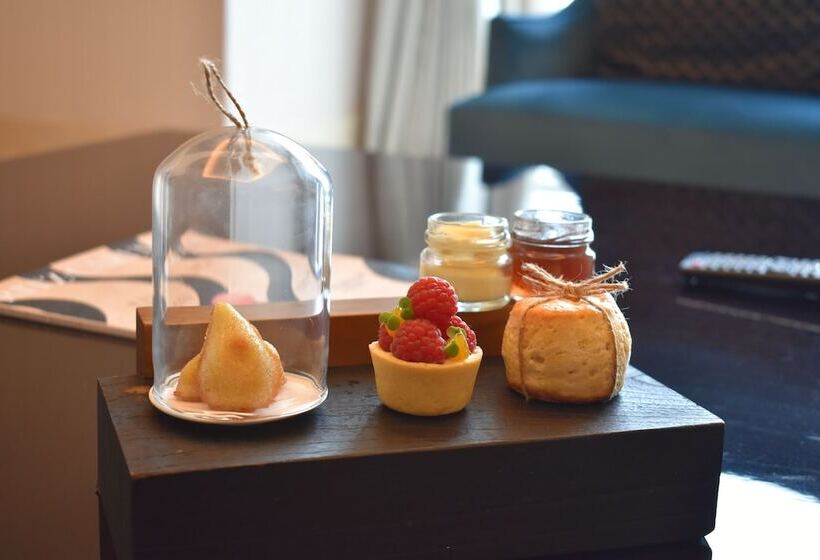 Апартаменты Executive 1 Спальня, The Residences Of The Ritz Carlton Jakarta Pacific Place