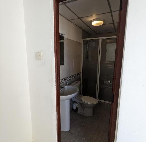 اتاق خانوادگی, Palmyrah Residencies