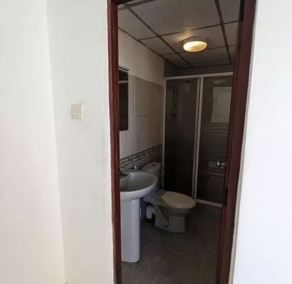 اتاق خانوادگی, Palmyrah Residencies