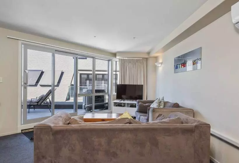 サイドオーシャンビューの2ベッドルームアパート, Pavilion Beachfront Apartments