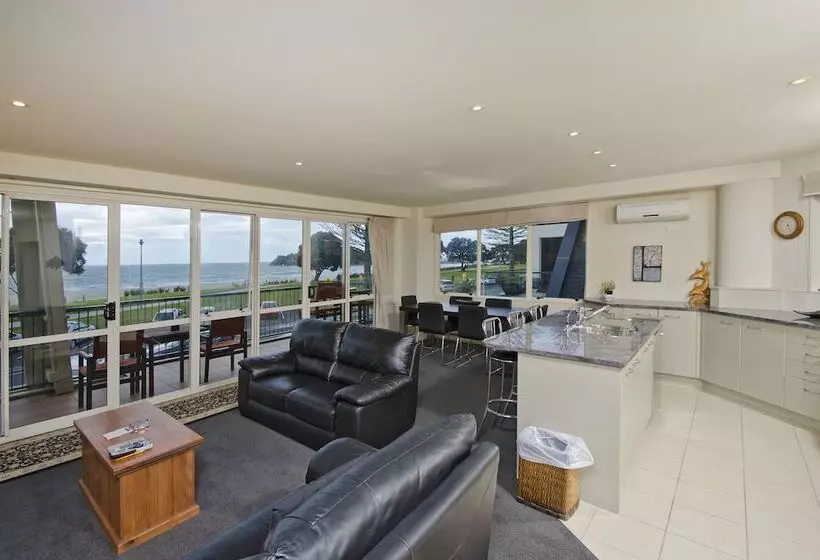 海の見える1ベッドルームアパートメント, Pavilion Beachfront Apartments
