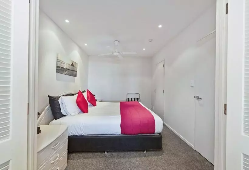 海の見える2ベッドルームアパートメント, Pavilion Beachfront Apartments