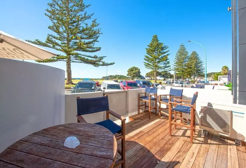 サイドオーシャンビューの2ベッドルームアパート, Pavilion Beachfront Apartments