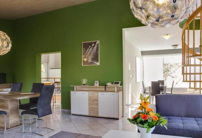 Дом 3 Спальни, Seehotel Luisenhof