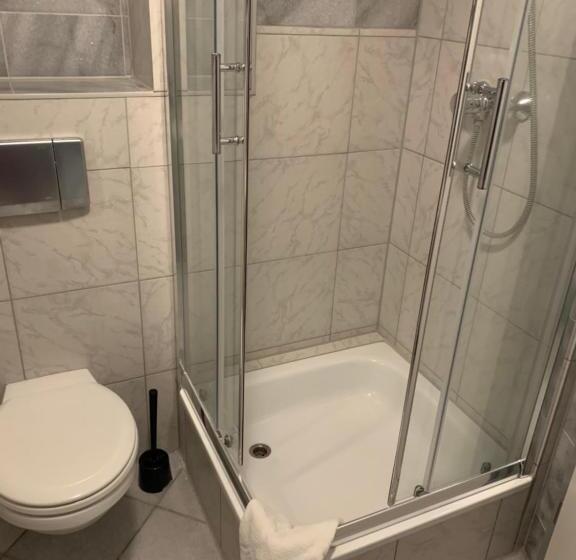 Дом 4 Спальни, Seehotel Luisenhof