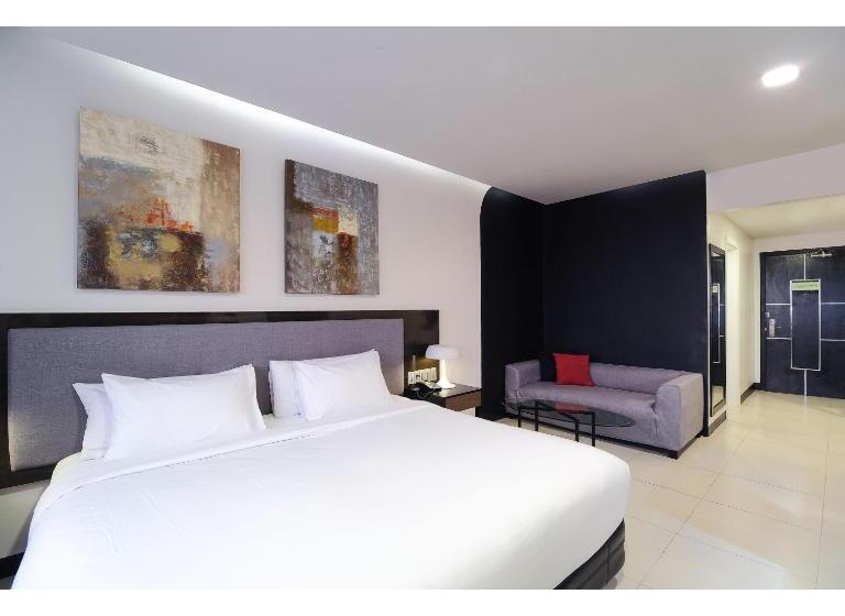 חדר דחוקס עם מיטת קינג, Summit Hotel Magnolia