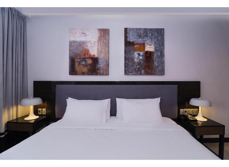 חדר דחוקס עם מיטת קינג, Summit Hotel Magnolia