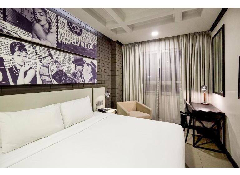 סוויטה דלוקס, Summit Hotel Magnolia