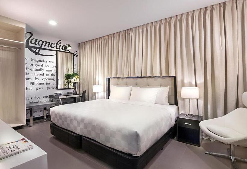 מיטת קינג בסוויטה, Summit Hotel Magnolia