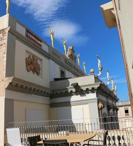 آپارتمان 1 خوابه با تراس, The Museum Apartments