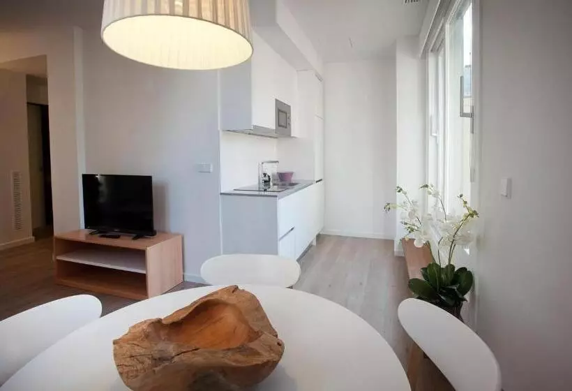 テラス付き１ベッドルームアパートメント, The Museum Apartments
