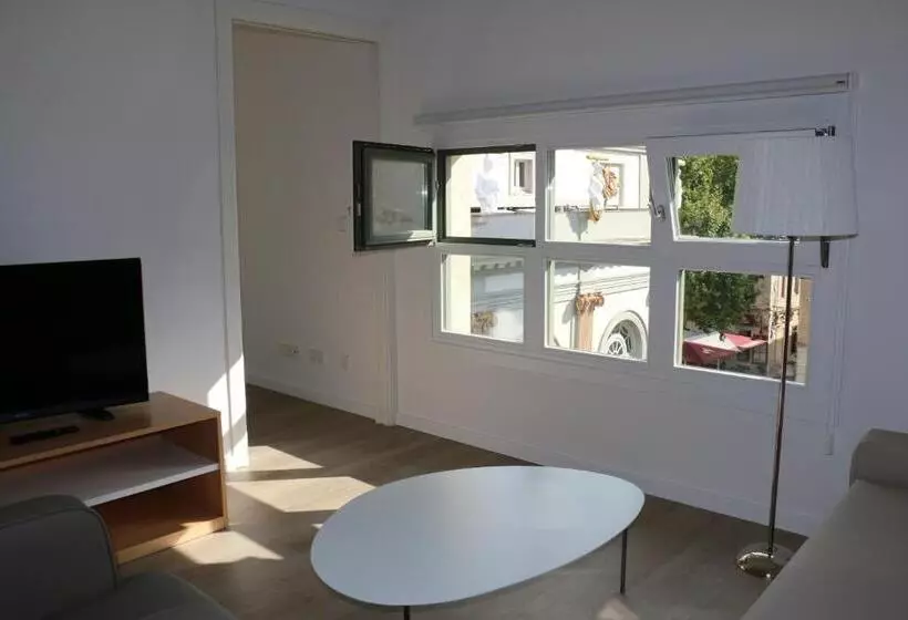 景色の見える一ベッドルームアパートメント, The Museum Apartments