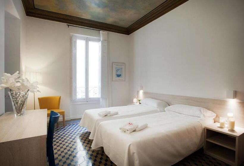 آپارتمان 1 خوابه, The Museum Apartments