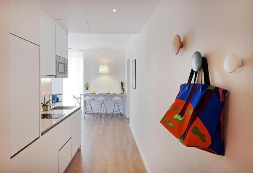 آپارتمان 1 خوابه, The Museum Apartments