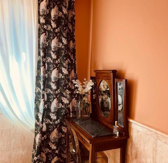 Habitació Familiar Deluxe, Casa Nina Bologna Centro