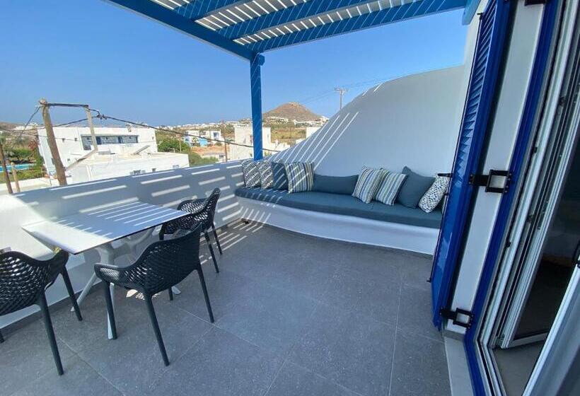 غرفة ديلوكس ثلاثية مطلة على البحر, Nikoletta Studios