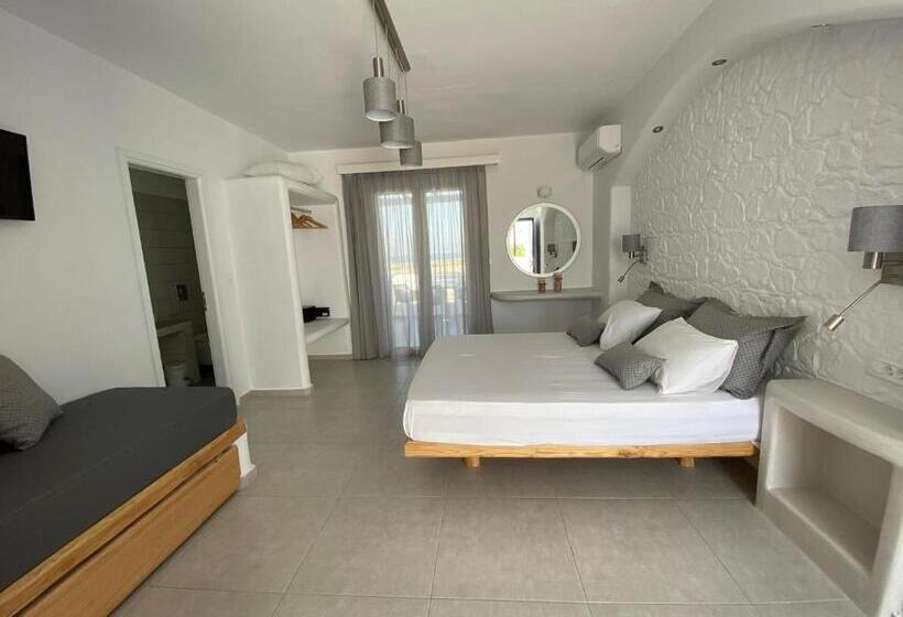 غرفة ديلوكس ثلاثية مطلة على البحر, Nikoletta Studios