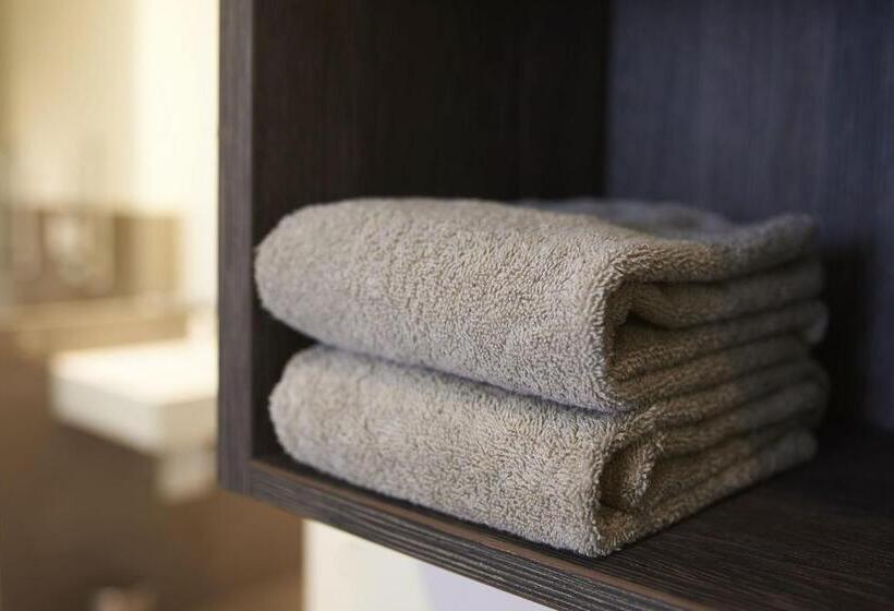 דירת חדר, Eee Hotel Marchtrenk