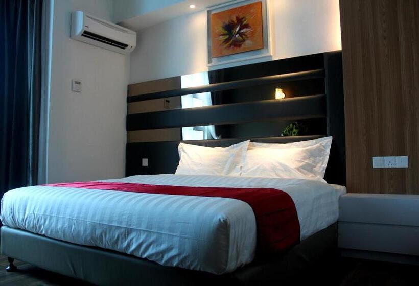 Quarto standard, 906 Premier