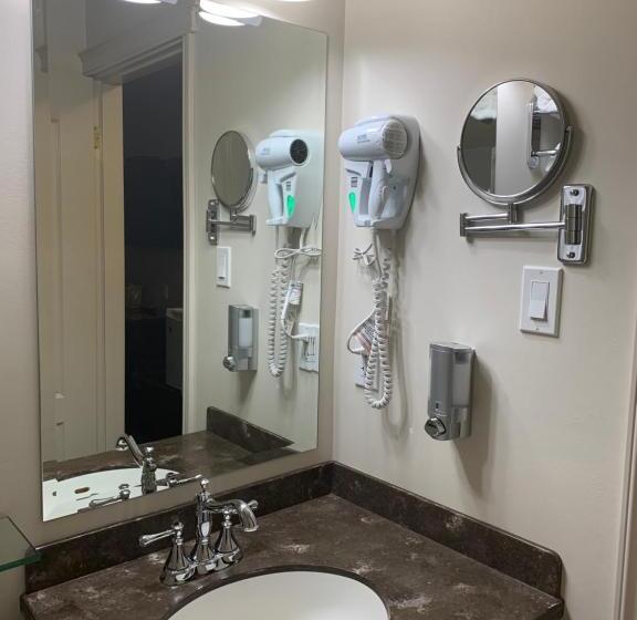 חדר סטנדרט, Billy Barker Casino