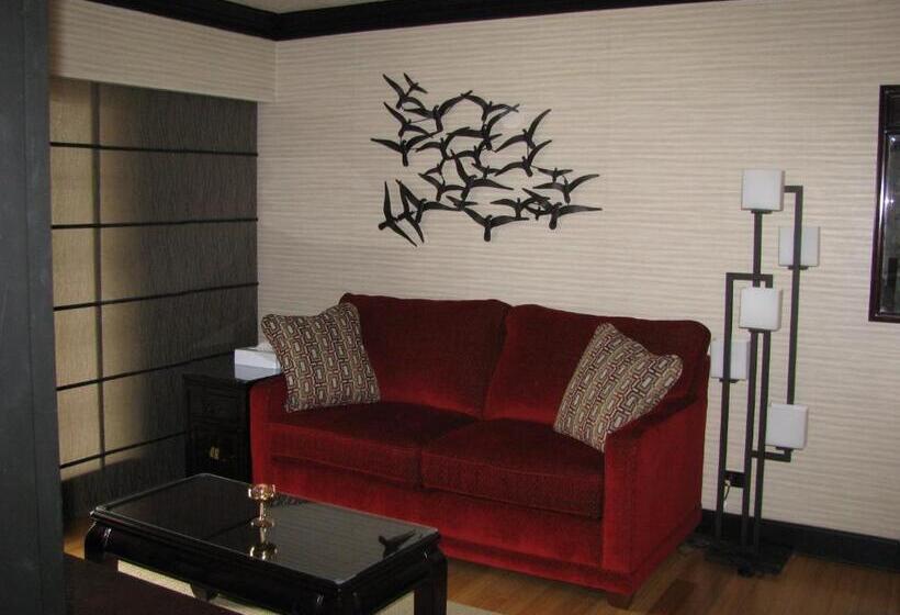 מיטת קינג בסוויטה, Billy Barker Casino