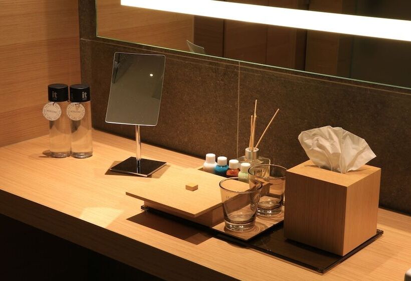 スタンダードルーム, Borjomi Seoul Boutique