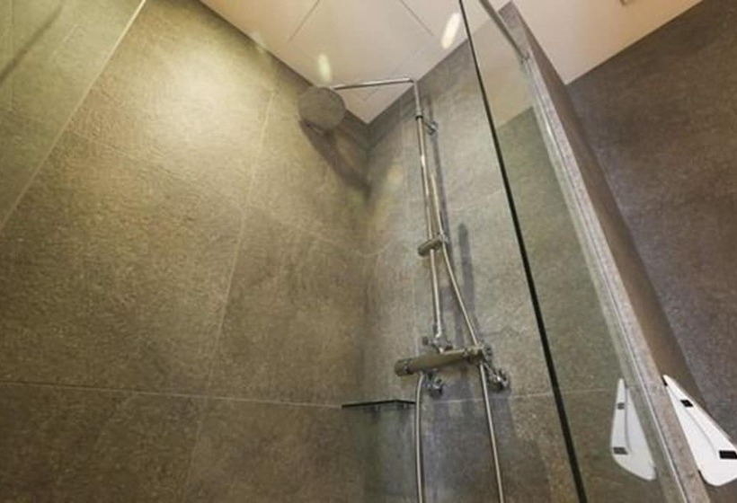 スタンダードルーム, Borjomi Seoul Boutique