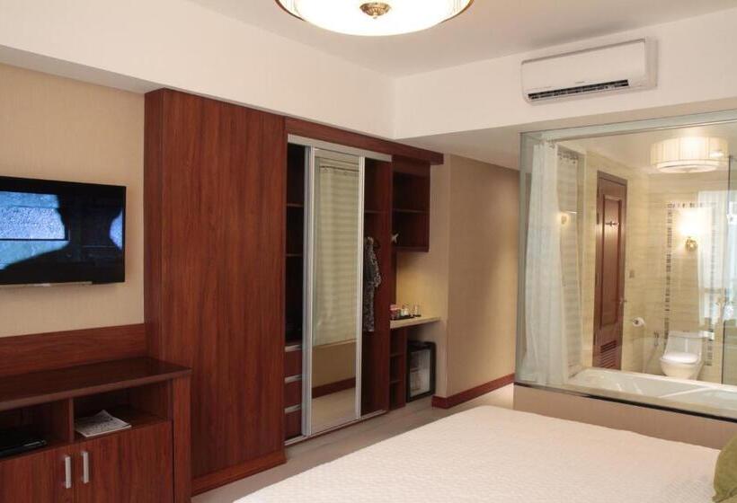 غرفة تنفيذية, Central Park Tower Resort