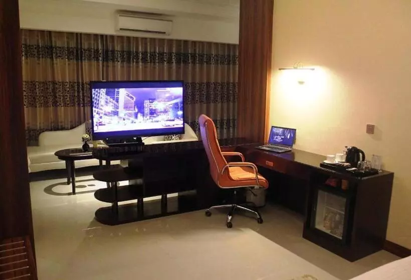 ハイドロマッサージバス付きスイート, Central Park Tower Resort
