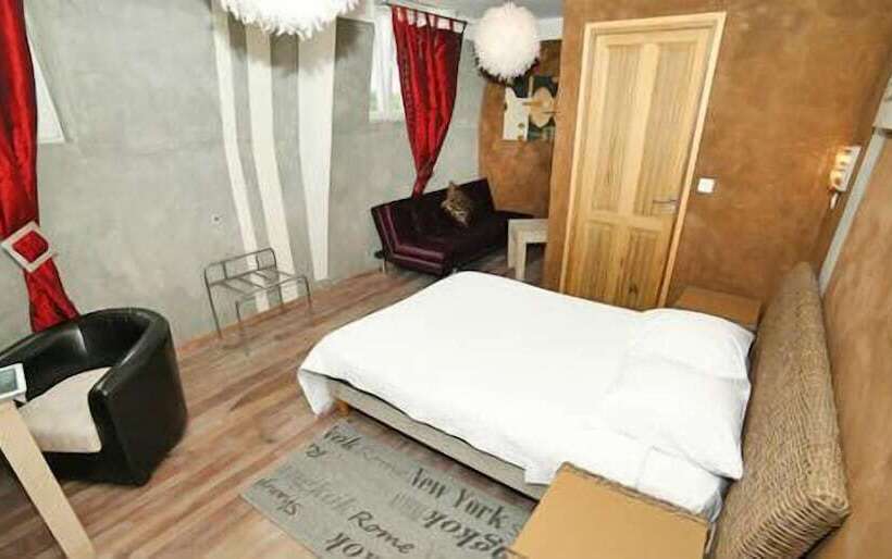 Номер Superior, De France