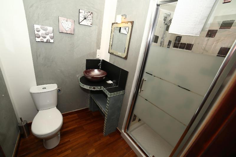 Номер Стандарт, De France