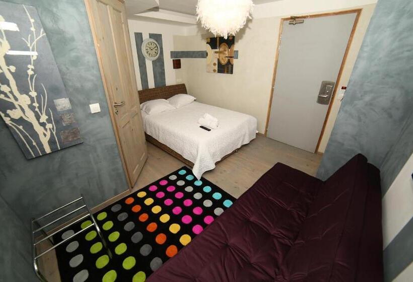 חדר סטנדרט, De France