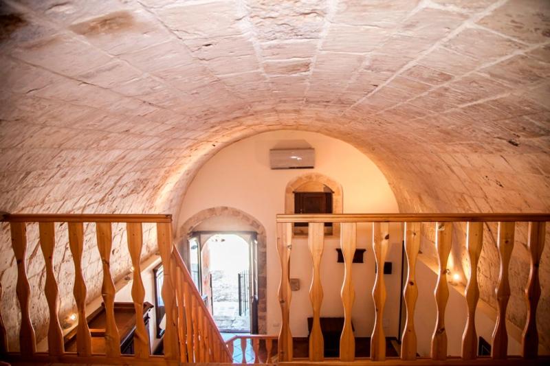 스위트, Feudo Bauly