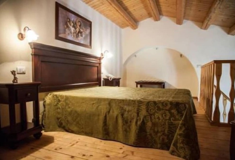 스탠다드 트리플 룸, Feudo Bauly