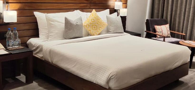 Standard Room Garden View, The Golkonda Resort And Spa