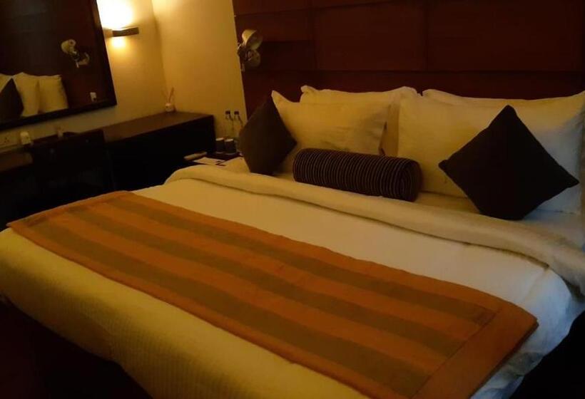 Standard Room King Size Bed, The Golkonda Resort And Spa