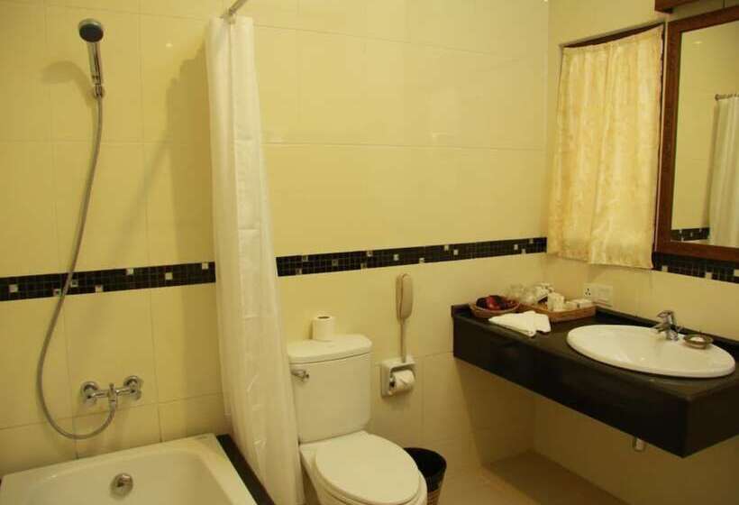 اتاق لوکس, Gracious Bagan