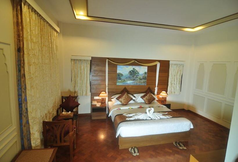 اتاق لوکس, Gracious Bagan