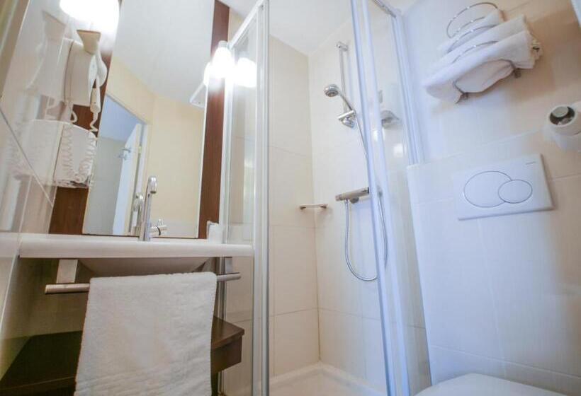 Номер Стандарт Трехместный, Inn Design Resto Novo Langres