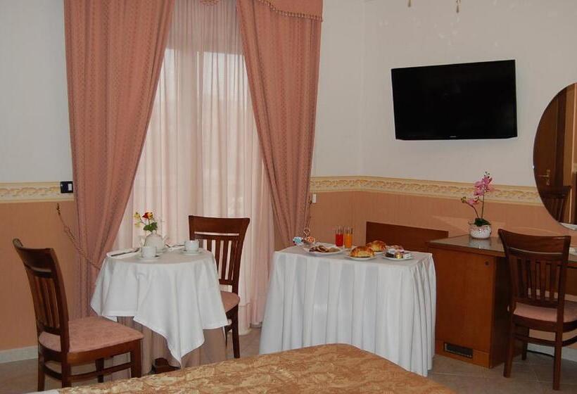 Трехместный Номер Комфорт, Ristorante Donato