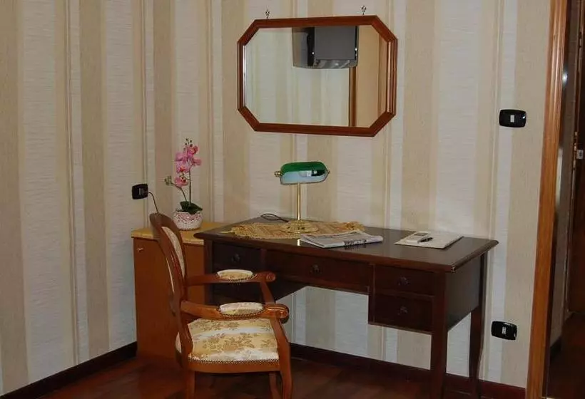 اتاق استاندارد با بالکن, Ristorante Donato