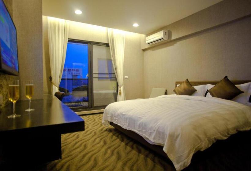 اتاق استاندارد, Wolken Lodge