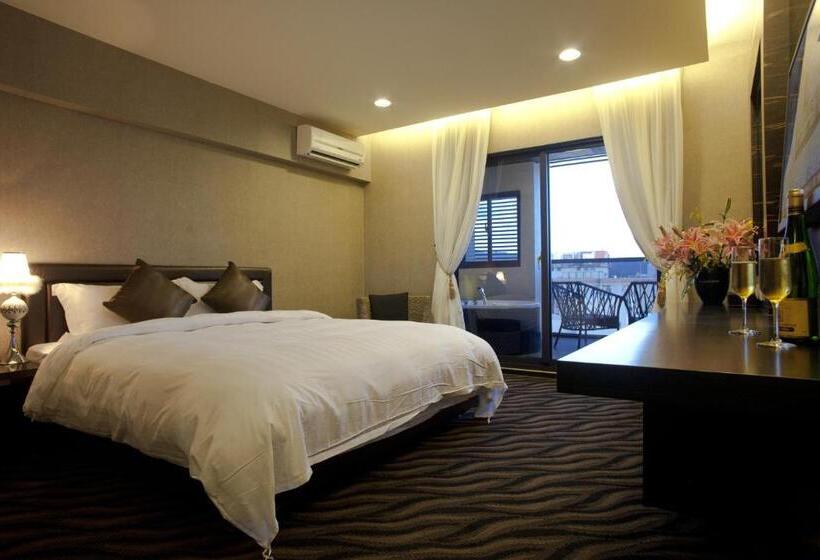 اتاق استاندارد, Wolken Lodge