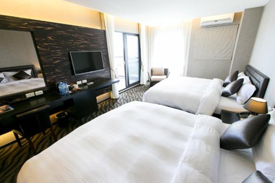 اتاق استاندارد چهار تخته, Wolken Lodge