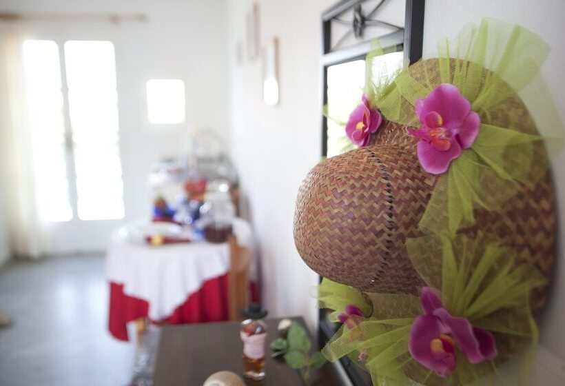 סטודיו אקונומי, Something Else