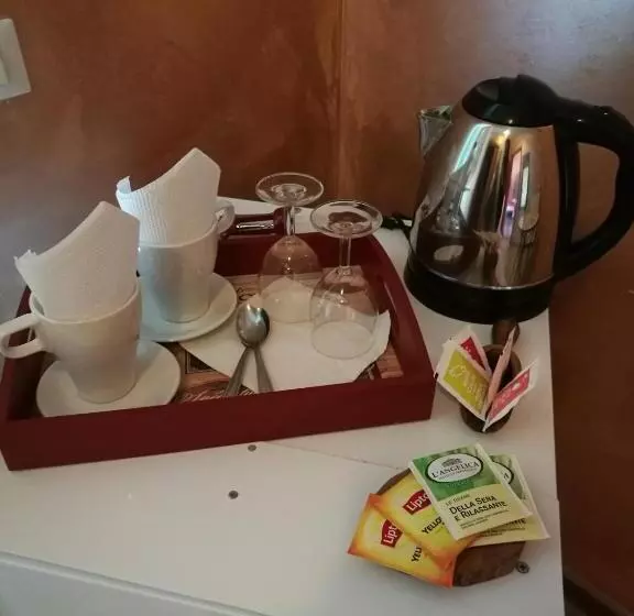 اتاق لوکس با وان آب گرم, Villamir B&b