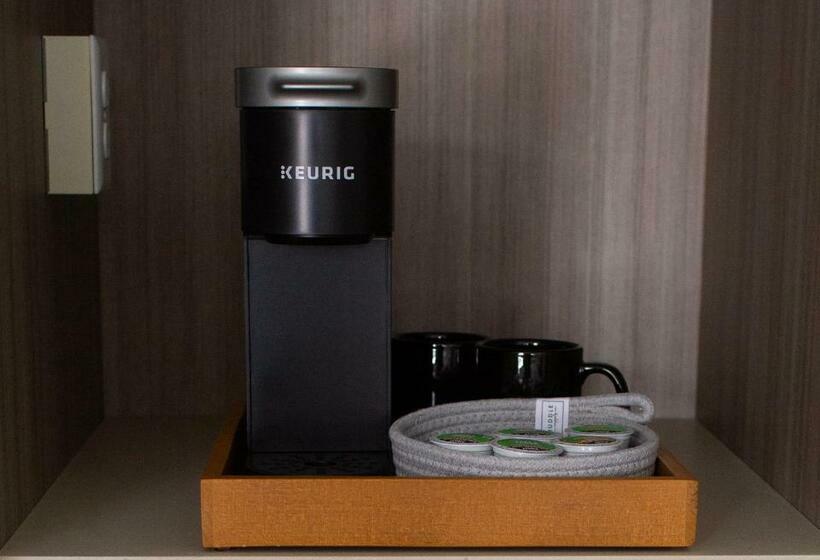 חדר דלוקס, Pine Lodge